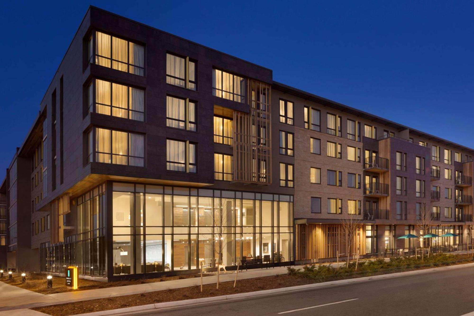 Embassy Suites By Hilton Boulder Exterior photo